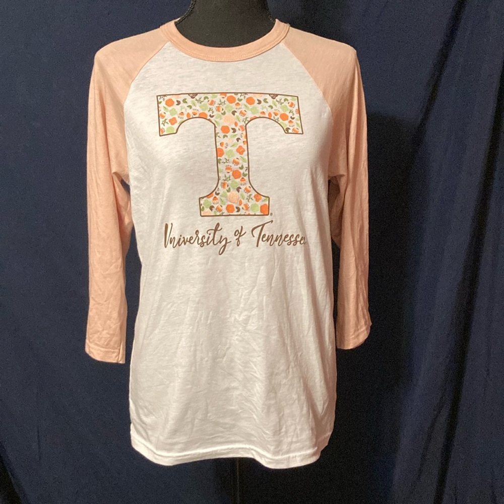 NWT Women’s 3/4 sleeve, white & peach University of TN graphic tee!